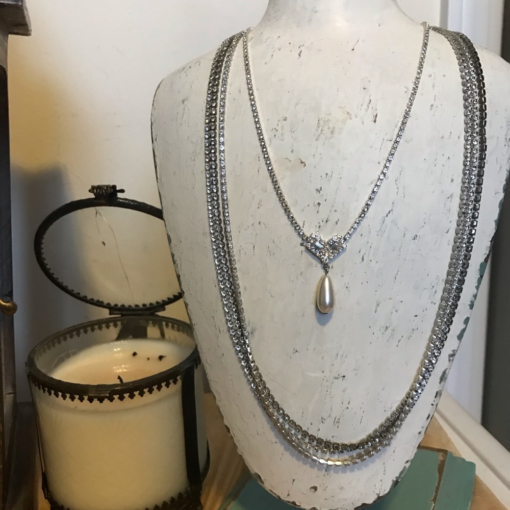 3 for 25.00 Lot of 4 Necklaces